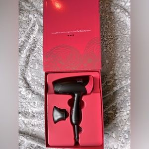 Caj Beauty Volumizing Travel Dryer